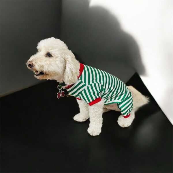 Pijama para Mascotas – Rayas Verdes y Blancas en Tela Brush